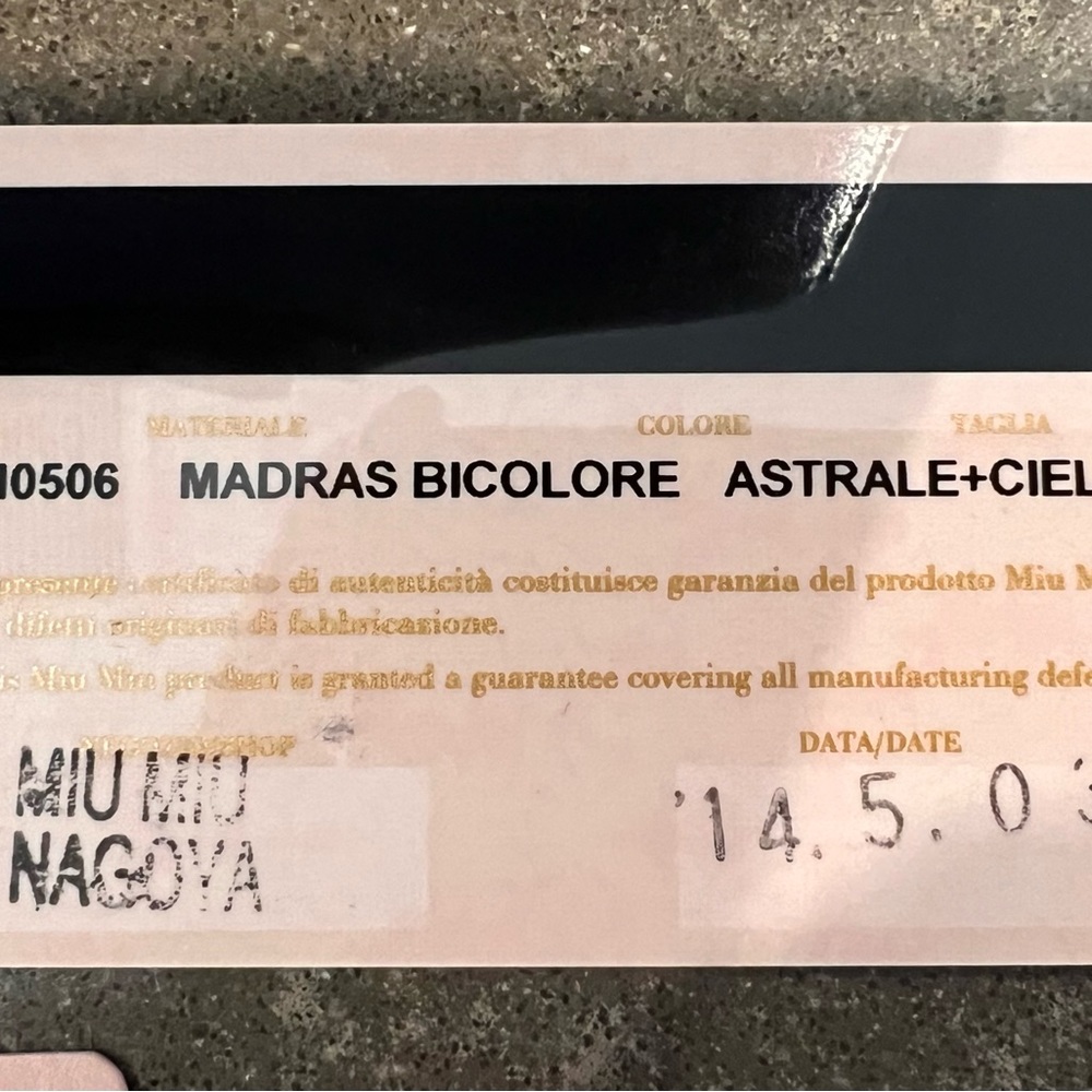 Euc Miu Miu Zippy Wallet - image 5